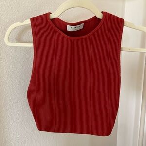 Aritzia Babaton sculpt cropped tank